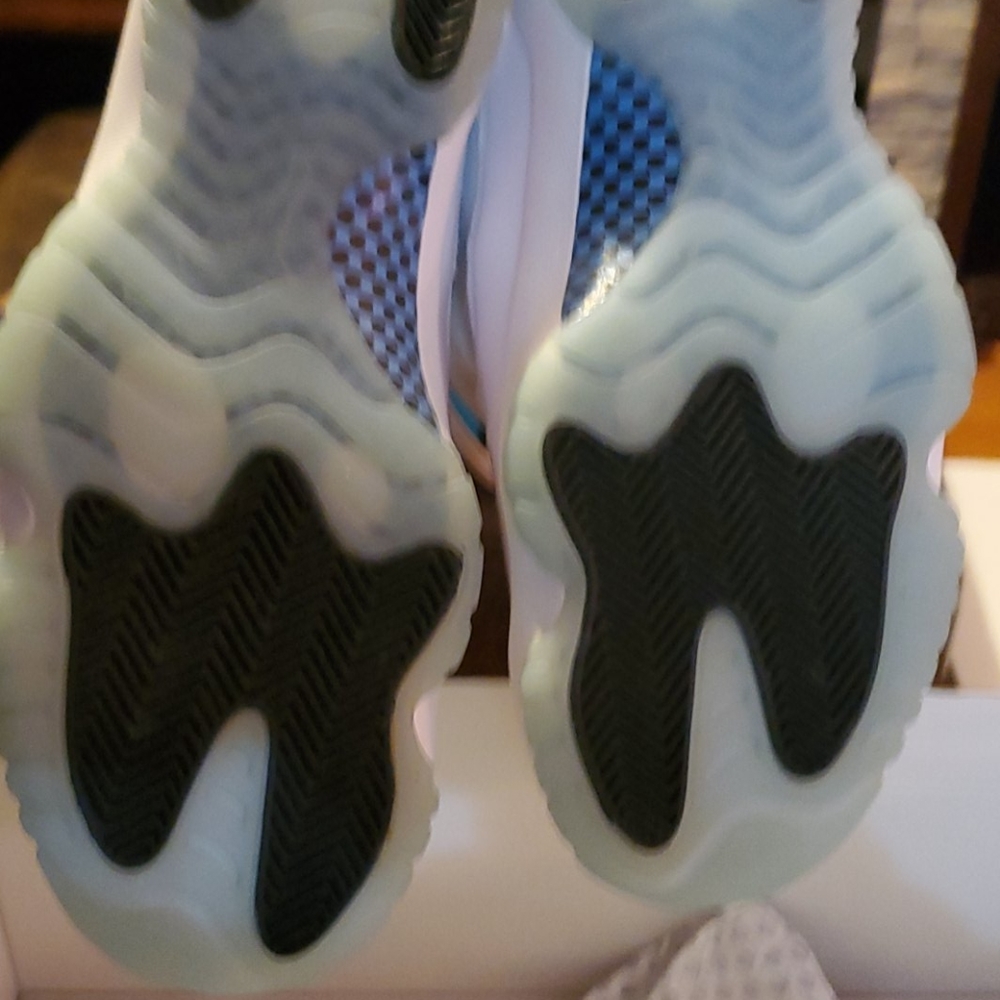 Jordan 11 legend - Picture 6 of 7